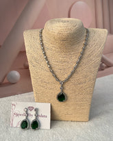 Ananya Emerald Necklace
