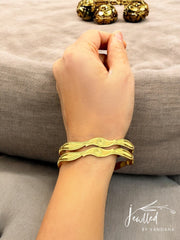 Roop Bangles