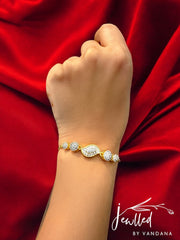 Hina Adjustable Bracelet